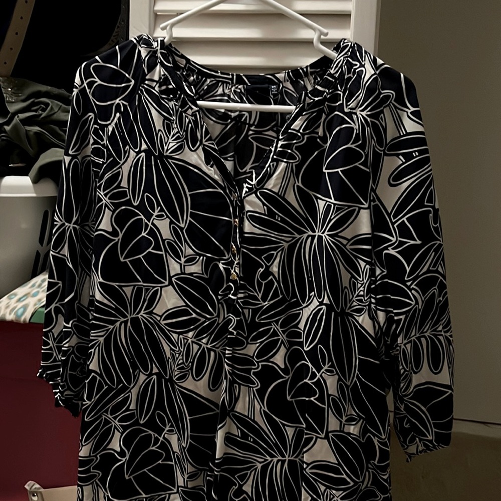 Kaari Blue tunic. Like new !